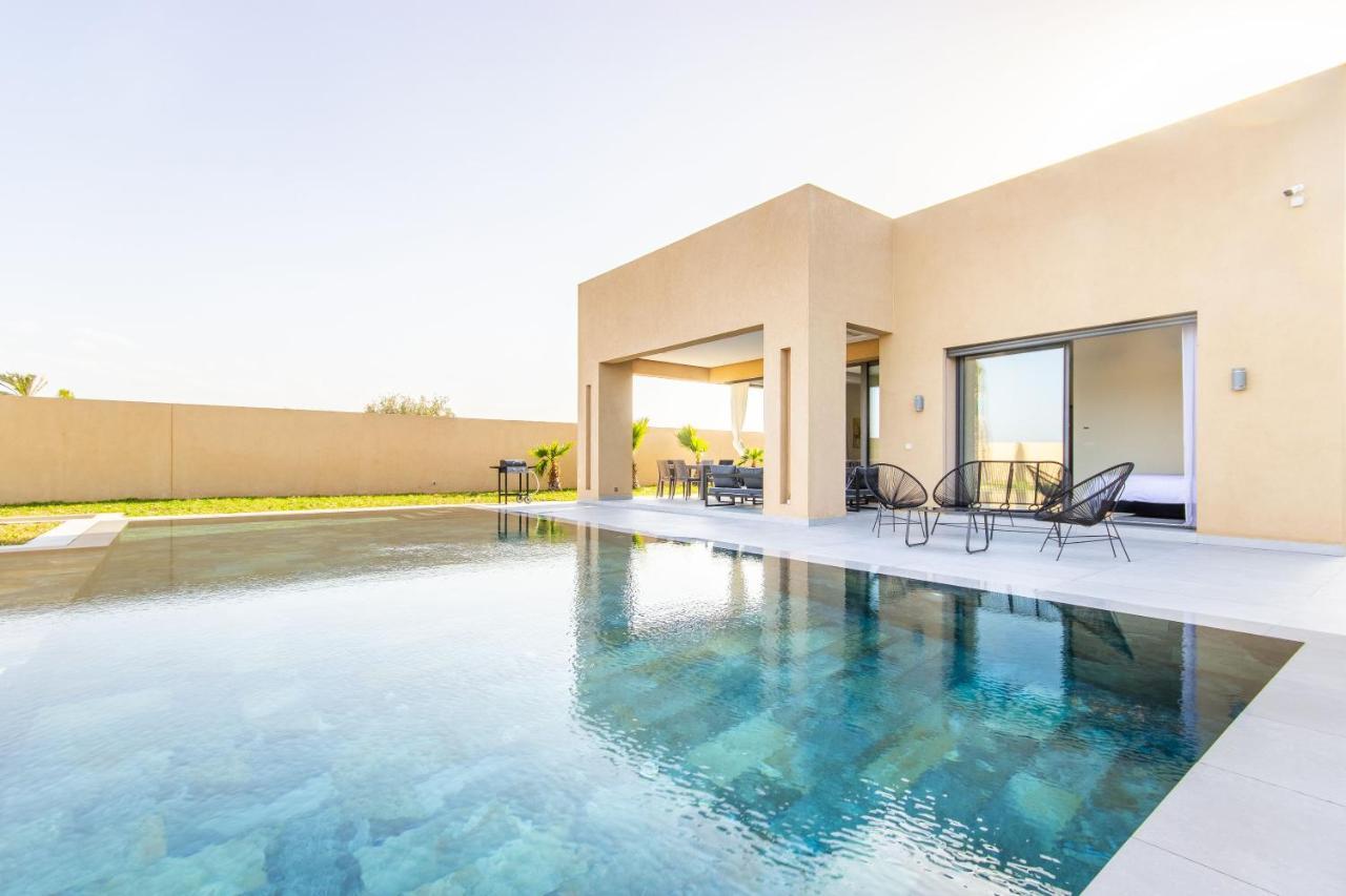 Villa NeWaVe, Lux, Piscine chauffée Inclus, Personnels Marrakesh Esterno foto
