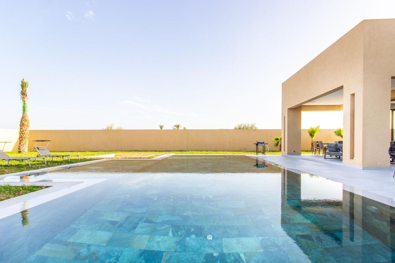 Villa NeWaVe, Lux, Piscine chauffée Inclus, Personnels Marrakesh Esterno foto