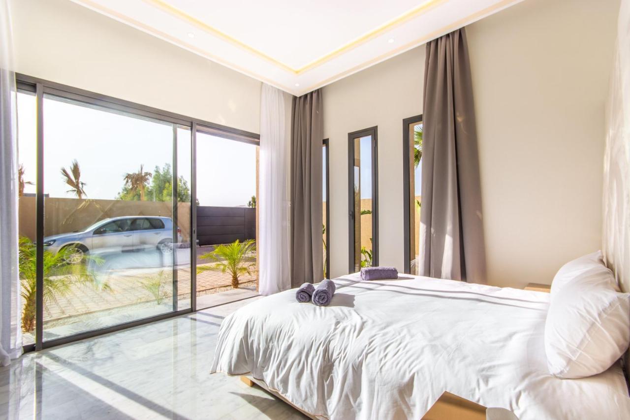 Villa NeWaVe, Lux, Piscine chauffée Inclus, Personnels Marrakesh Esterno foto