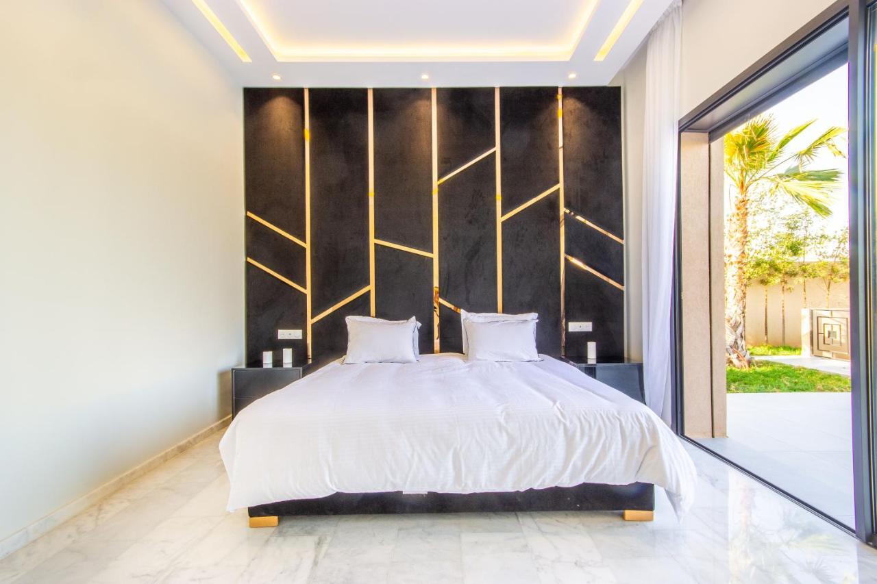 Villa NeWaVe, Lux, Piscine chauffée Inclus, Personnels Marrakesh Esterno foto