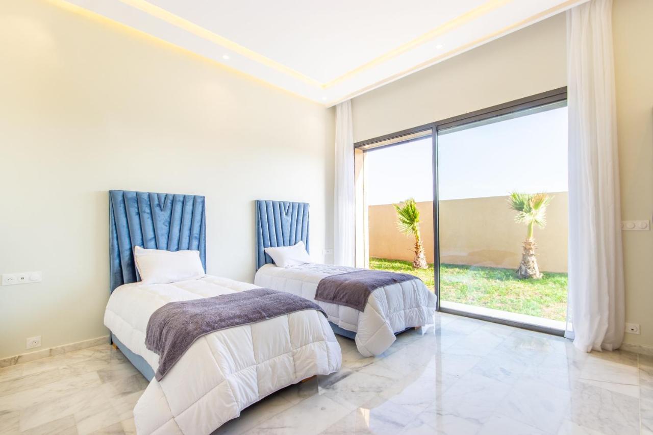 Villa NeWaVe, Lux, Piscine chauffée Inclus, Personnels Marrakesh Esterno foto